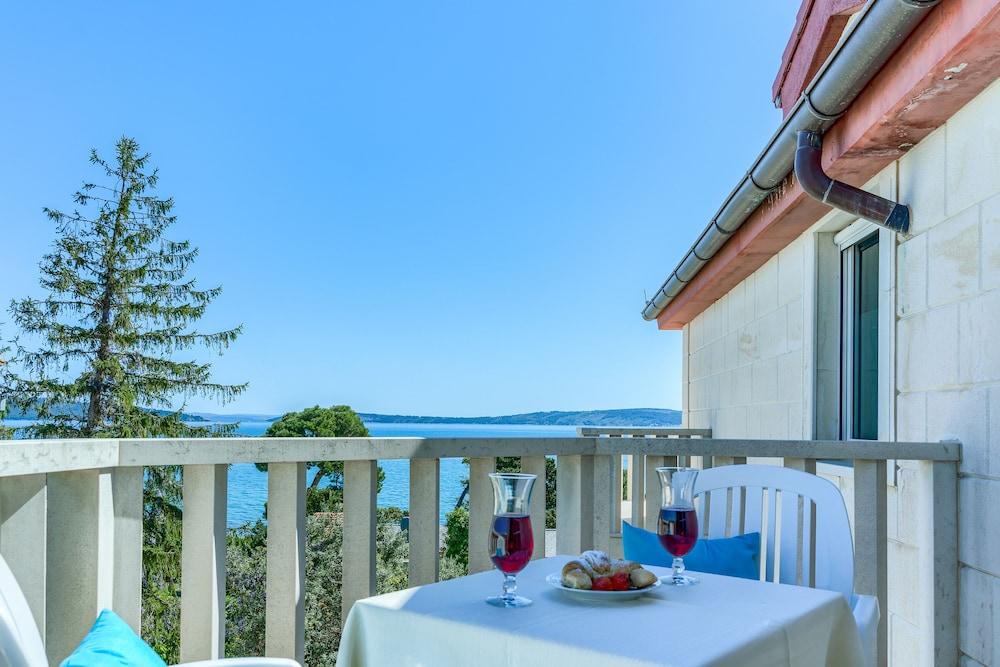 Hotel Villa Zarko Kaštel Stari Exterior foto