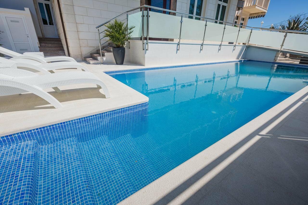 Hotel Villa Zarko Kaštel Stari Exterior foto
